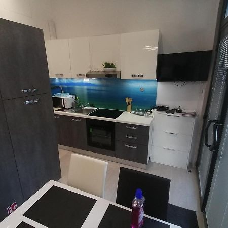 Apartment Rose By The Beach & Tennis Courts Σπλιτ Εξωτερικό φωτογραφία