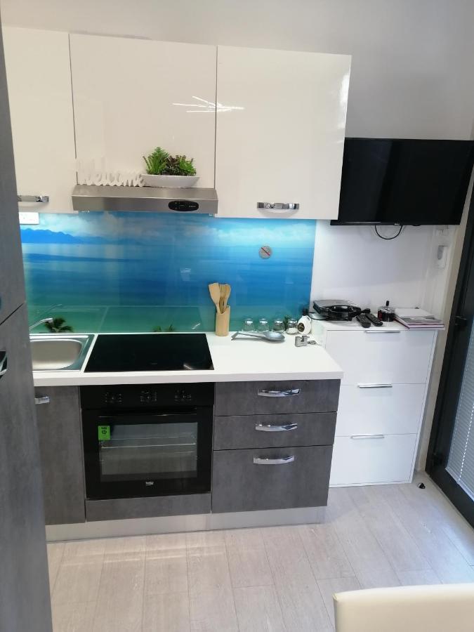 Apartment Rose By The Beach & Tennis Courts Σπλιτ Εξωτερικό φωτογραφία