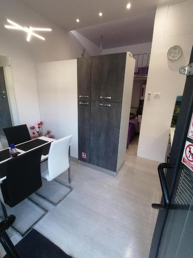 Apartment Rose By The Beach & Tennis Courts Σπλιτ Εξωτερικό φωτογραφία
